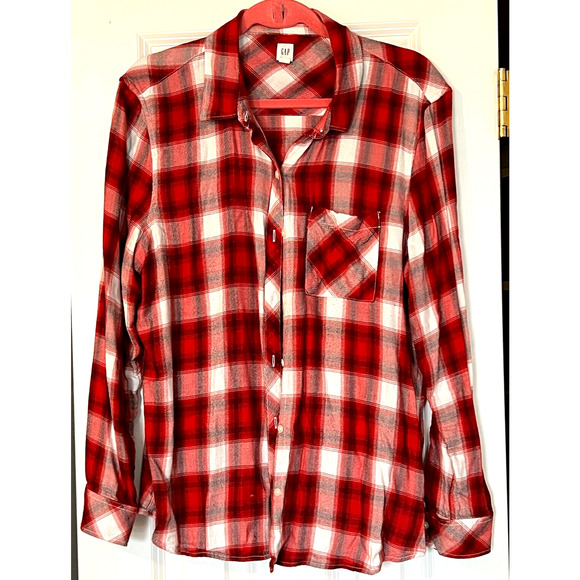 GAP Tops - GAP Drapey Plaid Flannel Pocket Shirt Red White X-Large Pocket Long Button Down